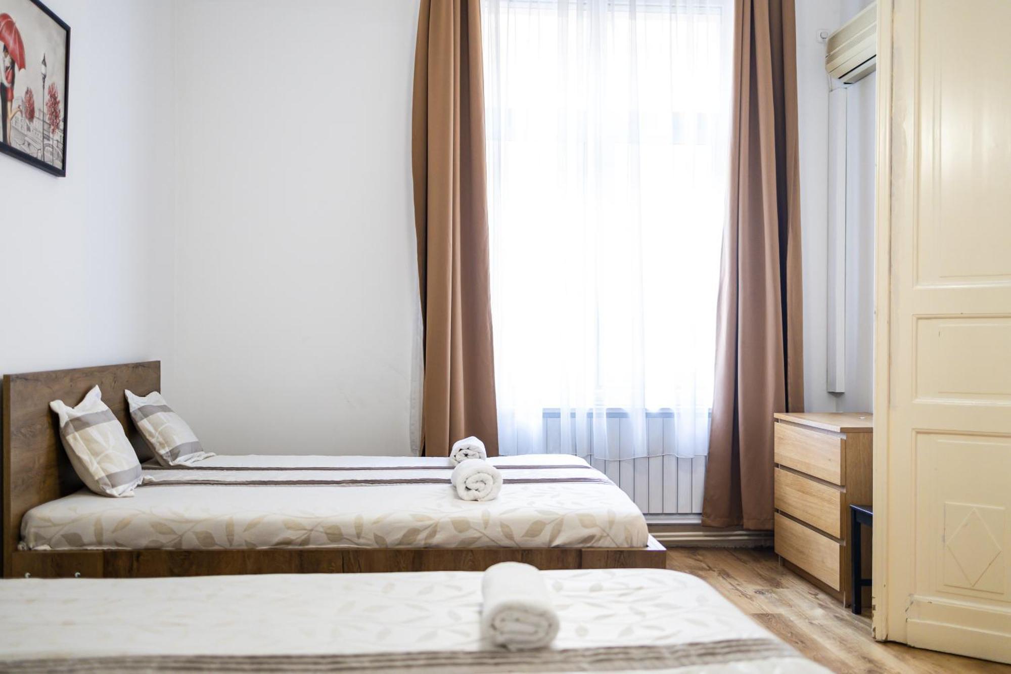 בודפשט Real Apartments Lovag מראה חיצוני תמונה